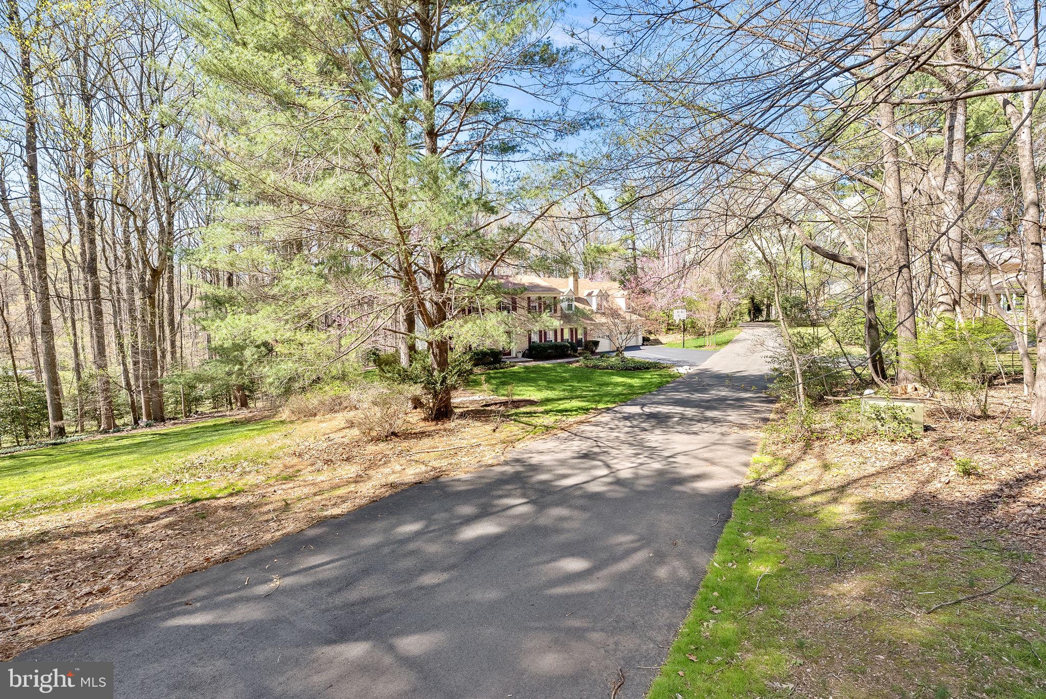 2804 BREE HILL ROAD