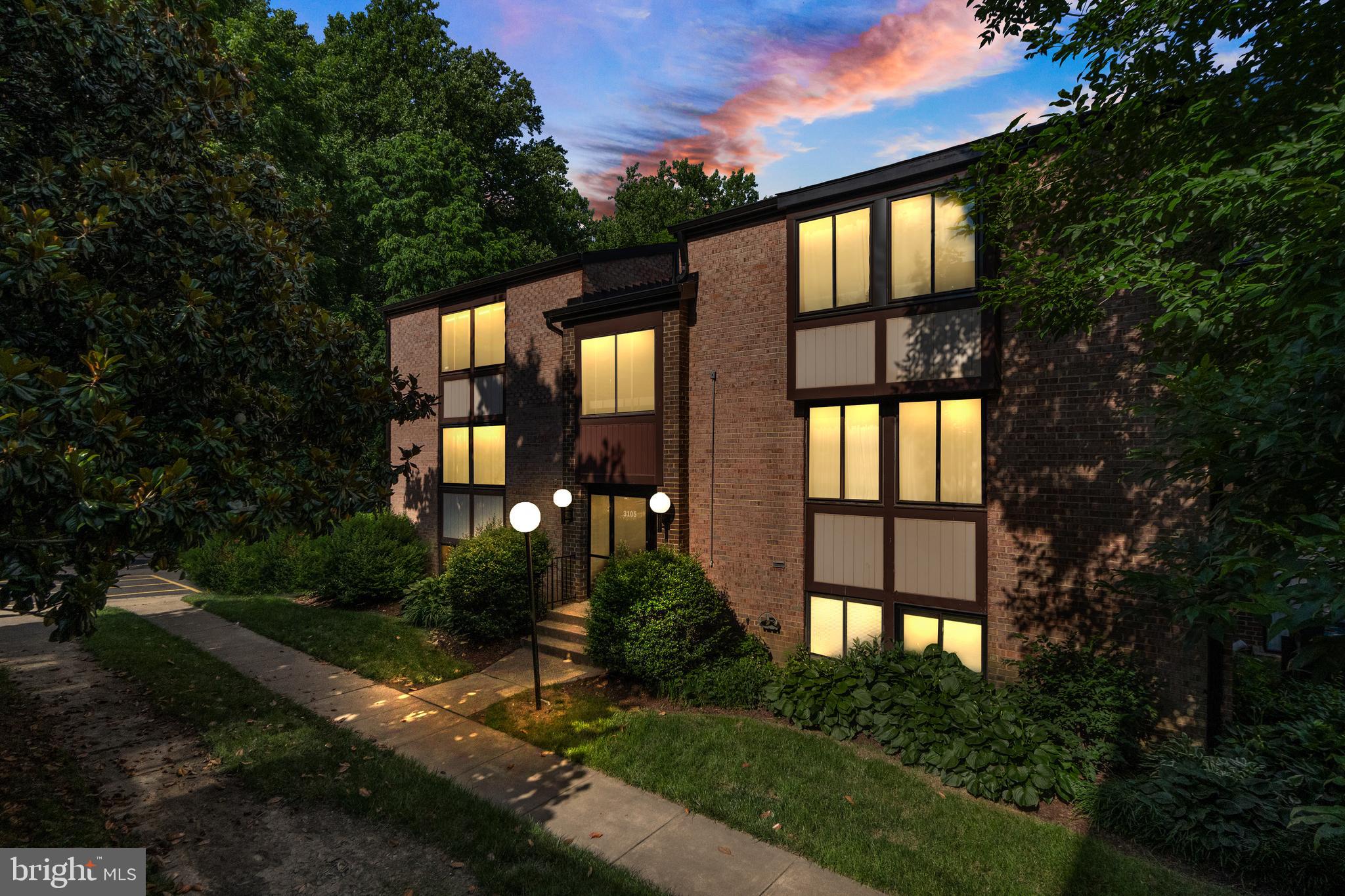 HAWTHORNE VILLAGE - Residential