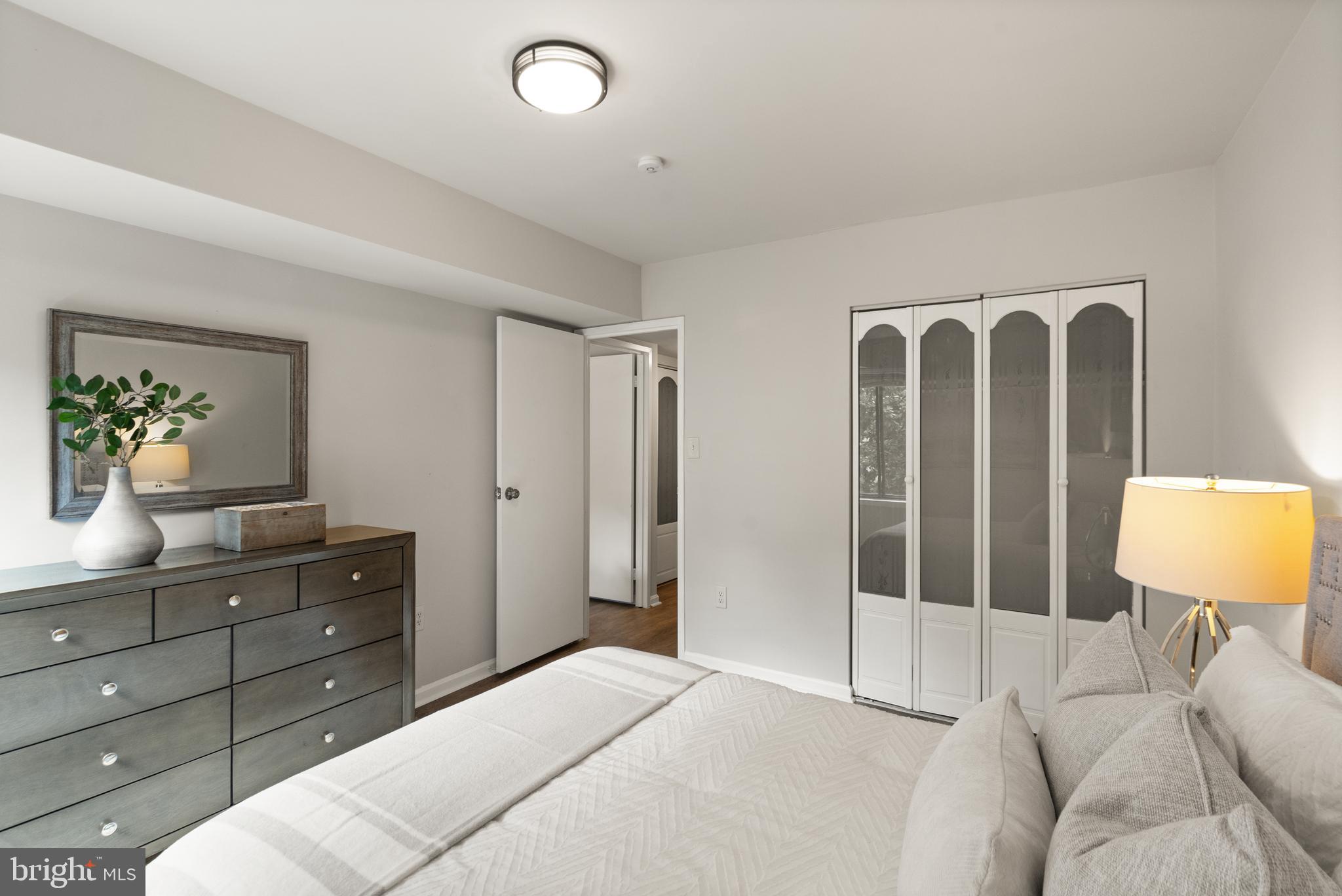 HAWTHORNE VILLAGE - Residential