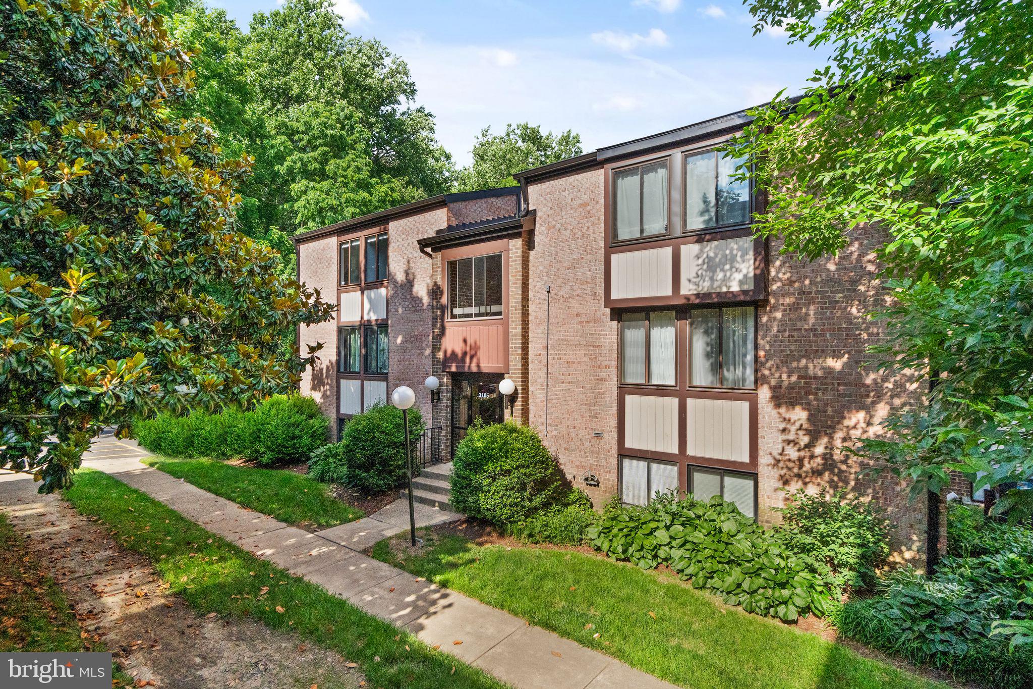 HAWTHORNE VILLAGE - Residential