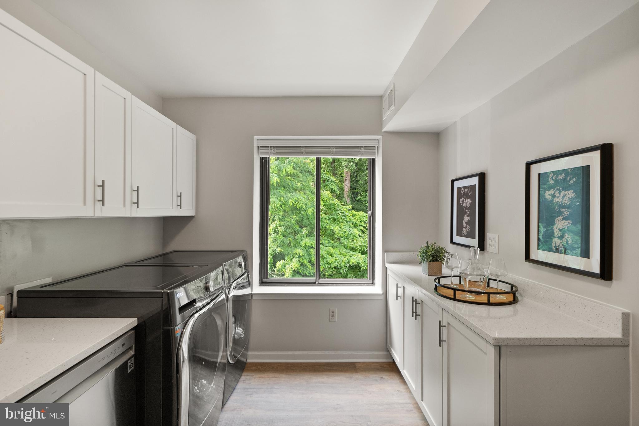 HAWTHORNE VILLAGE - Residential