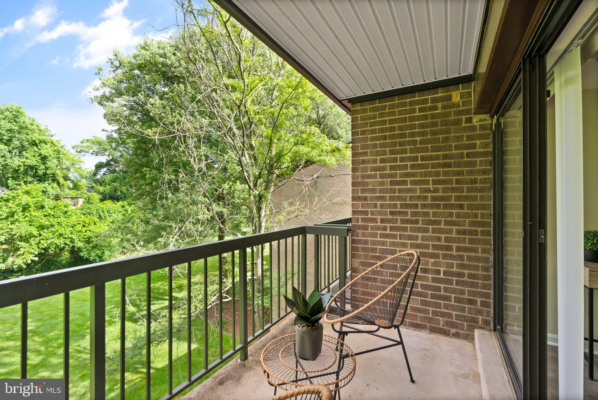 HAWTHORNE VILLAGE - Residential