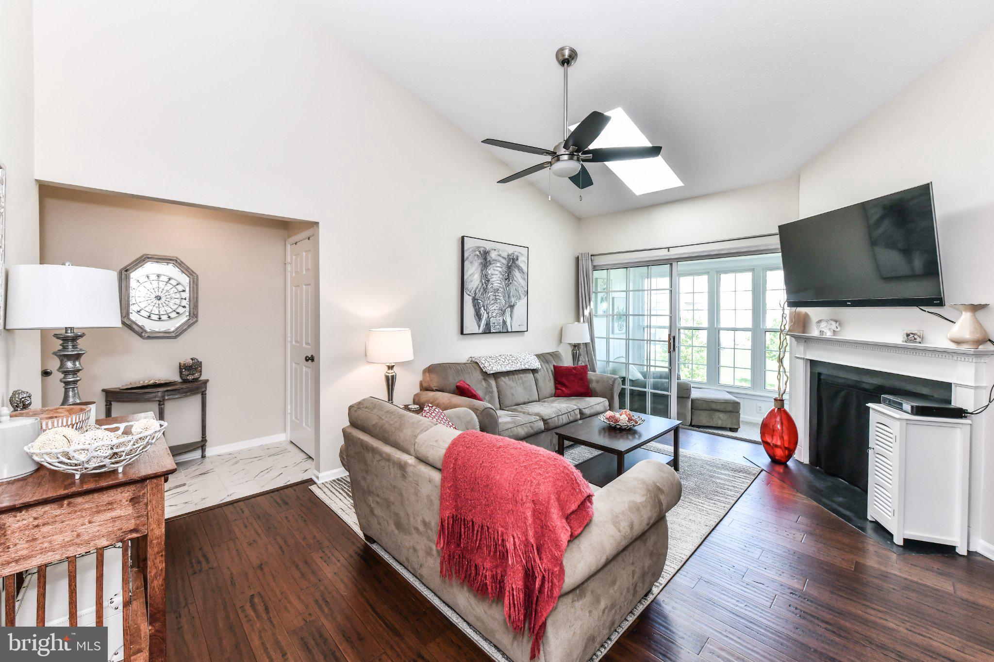 FOX CHAPEL AT TUDOR KNOLLS - Residential