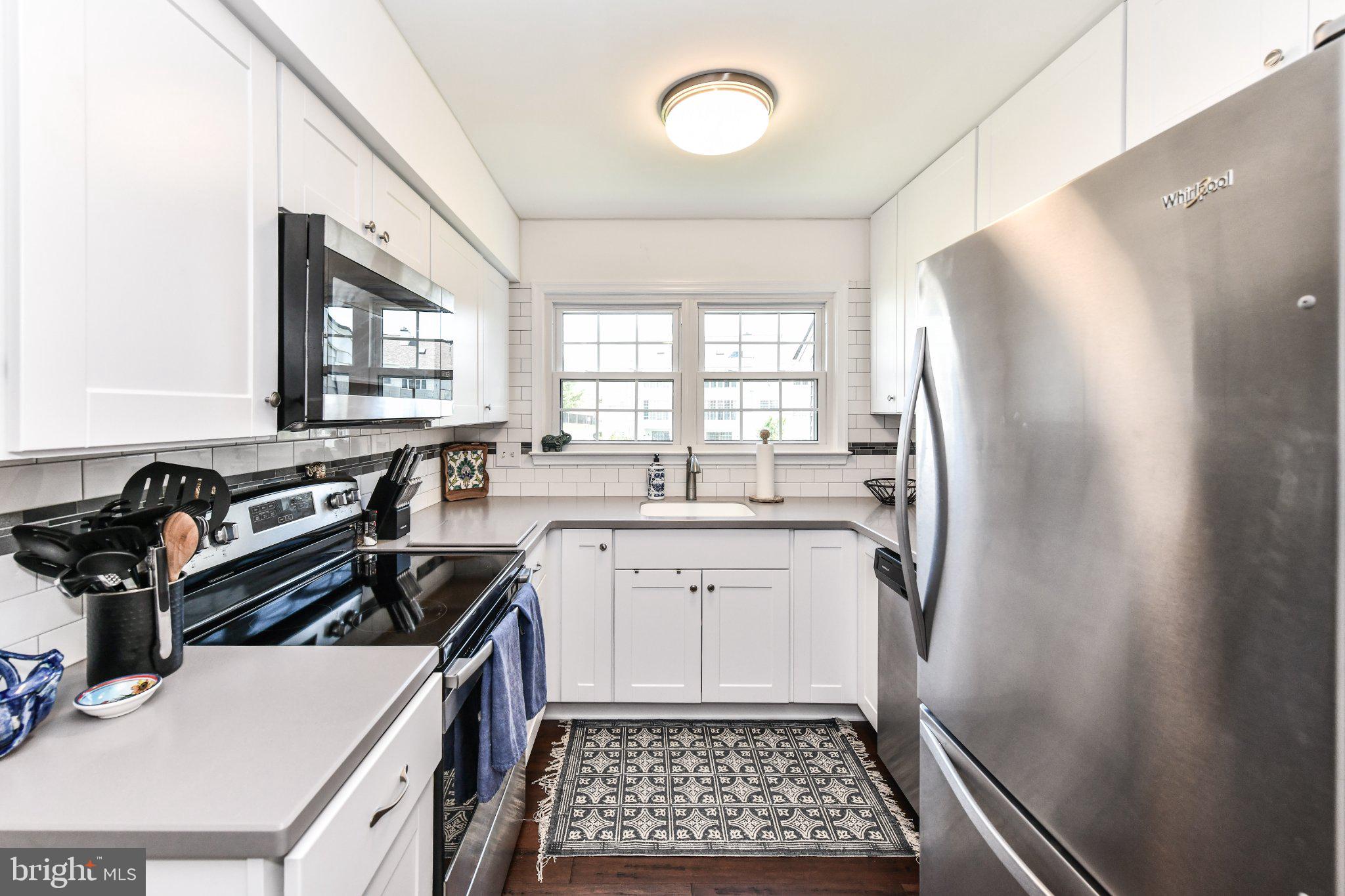 FOX CHAPEL AT TUDOR KNOLLS - Residential