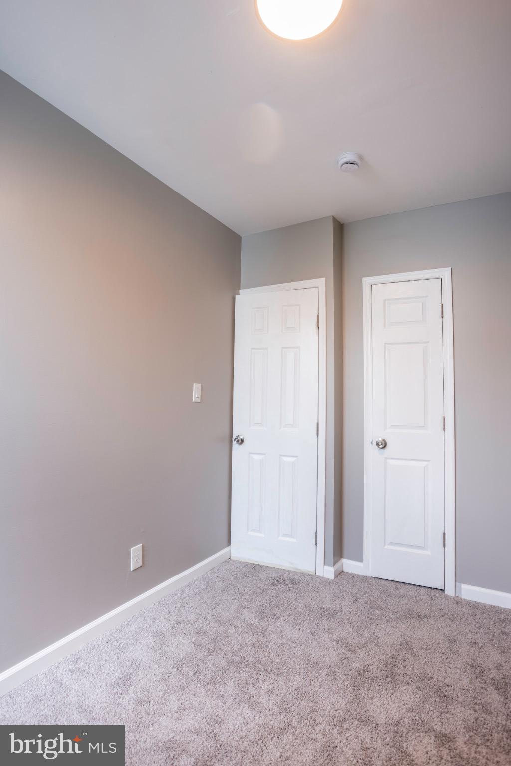 STRAWBERRY MANSION - Residential