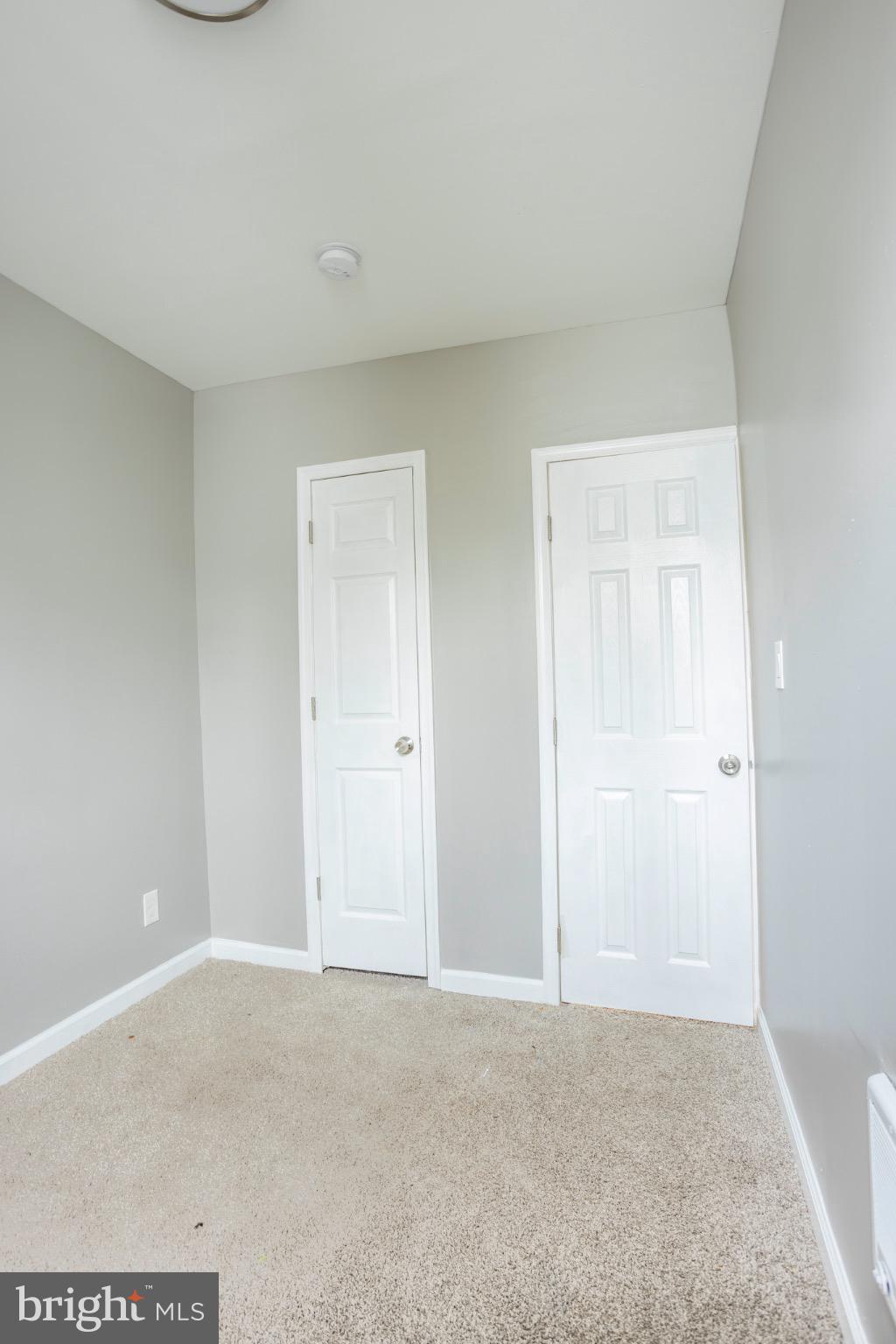 STRAWBERRY MANSION - Residential