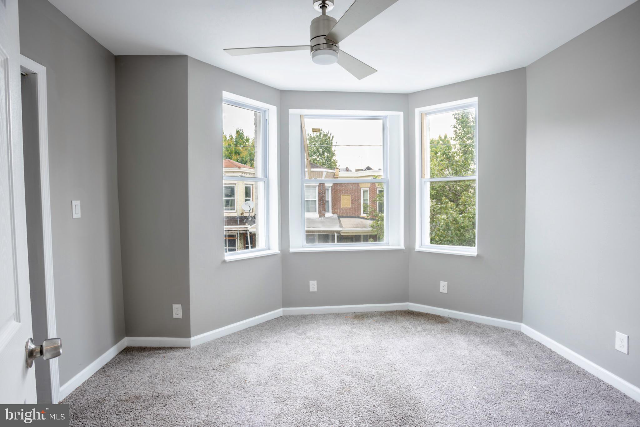 STRAWBERRY MANSION - Residential