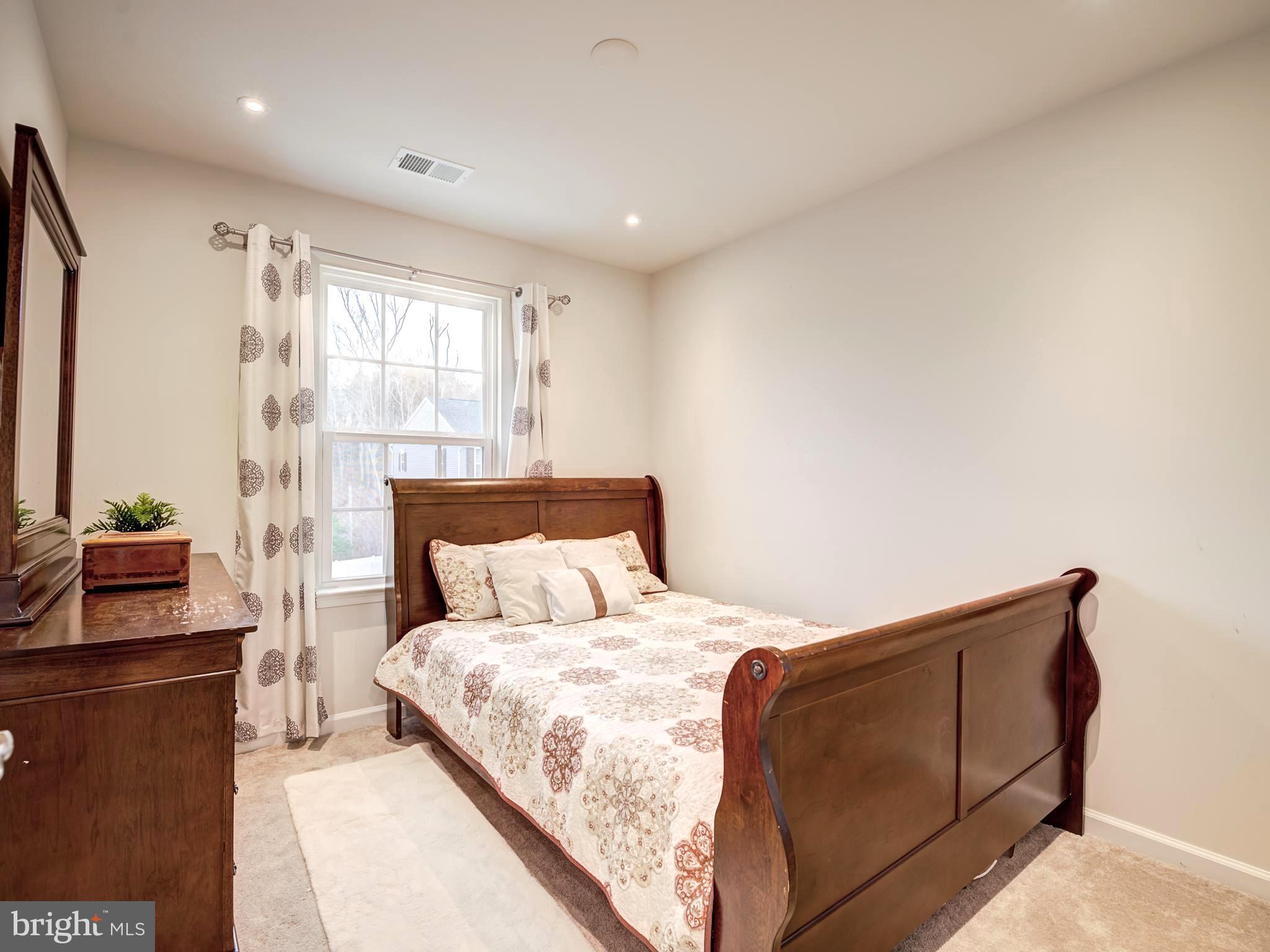 SPOTSYLVANIA COURTHOUSE - Residential