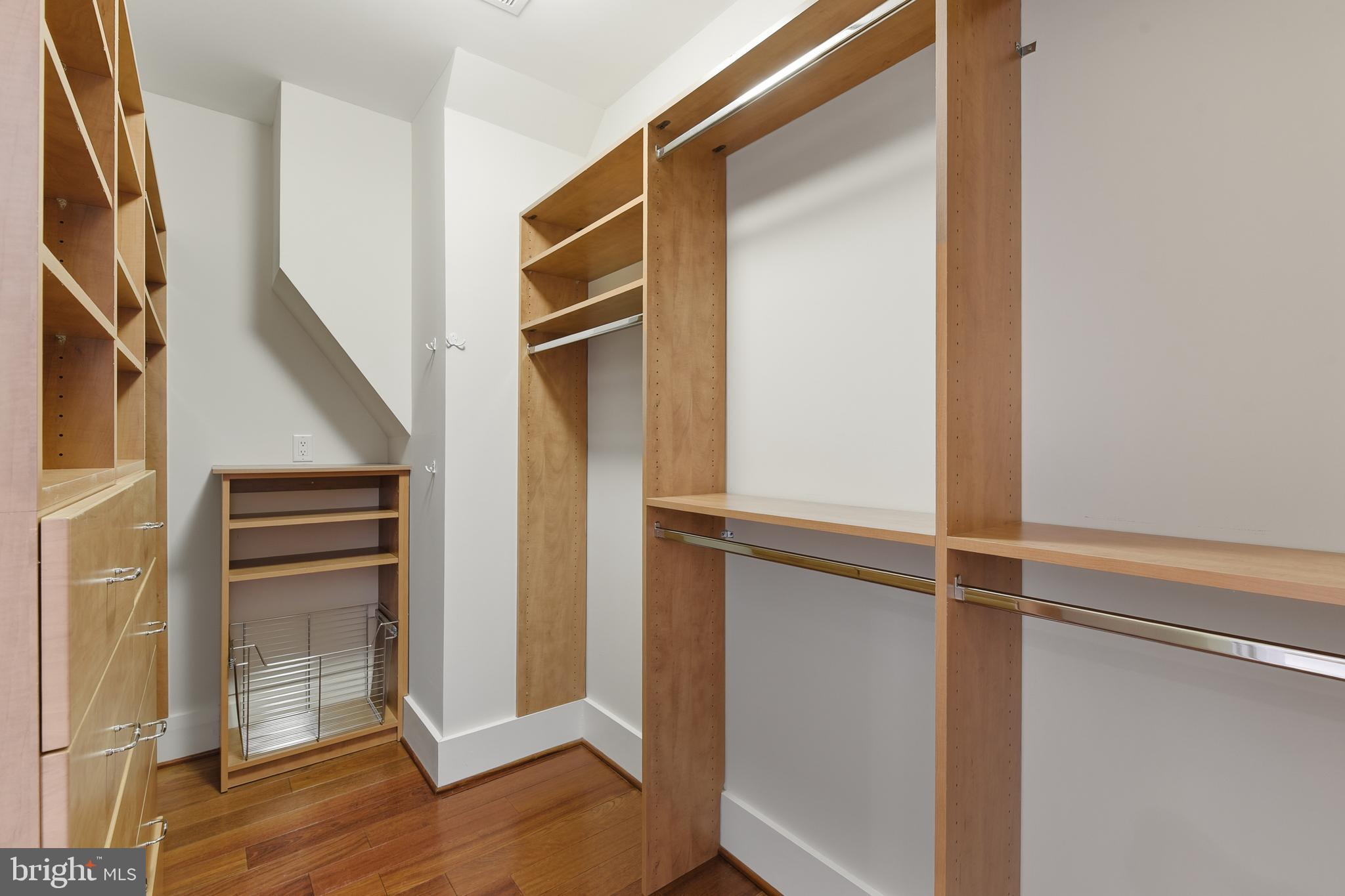 POPLAR POINT - Residential