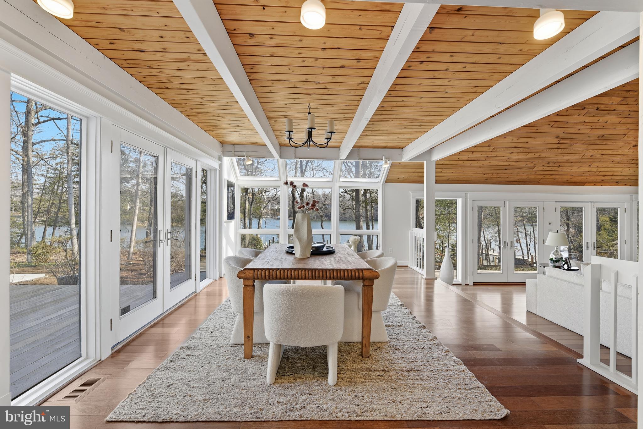 POPLAR POINT - Residential