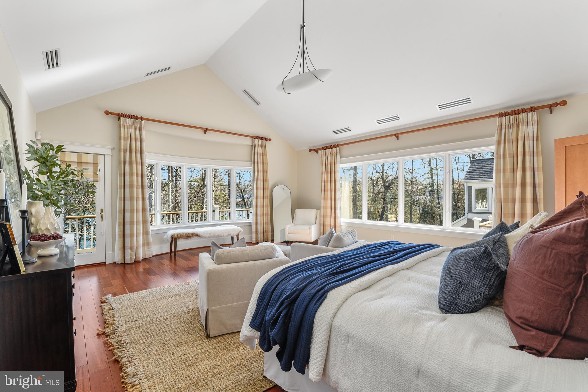 POPLAR POINT - Residential