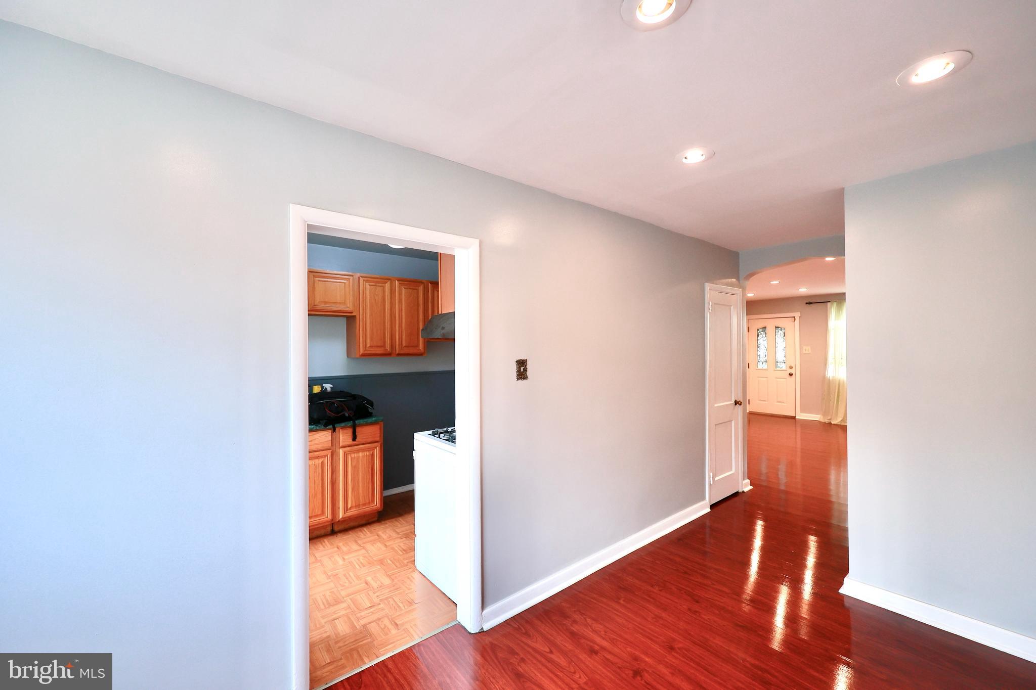 PHILADELPHIA (NORTHEAST) - Residential