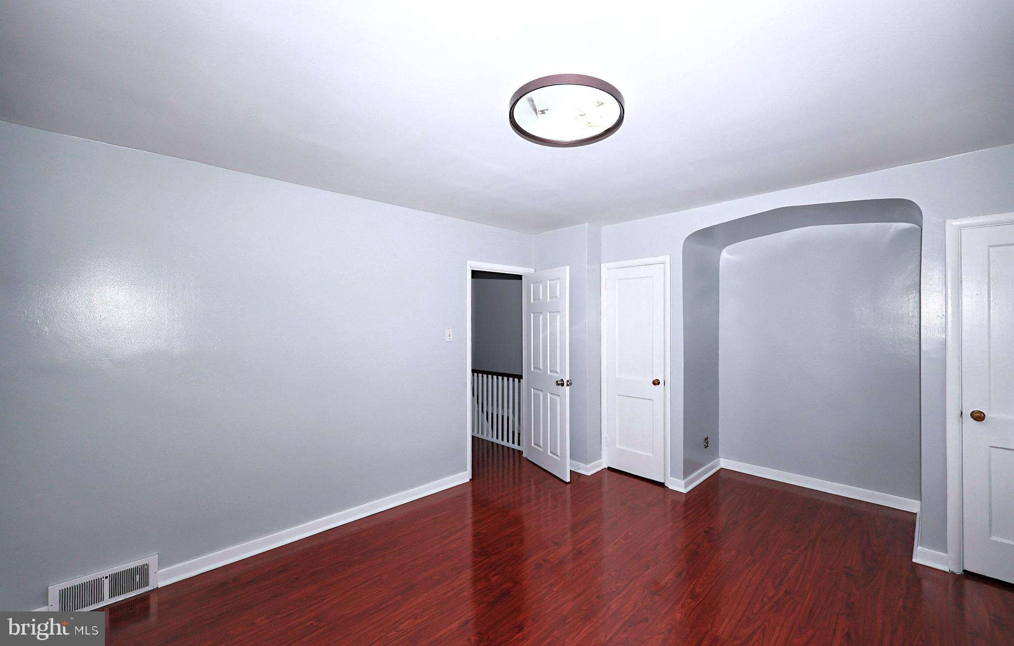 PHILADELPHIA (NORTHEAST) - Residential