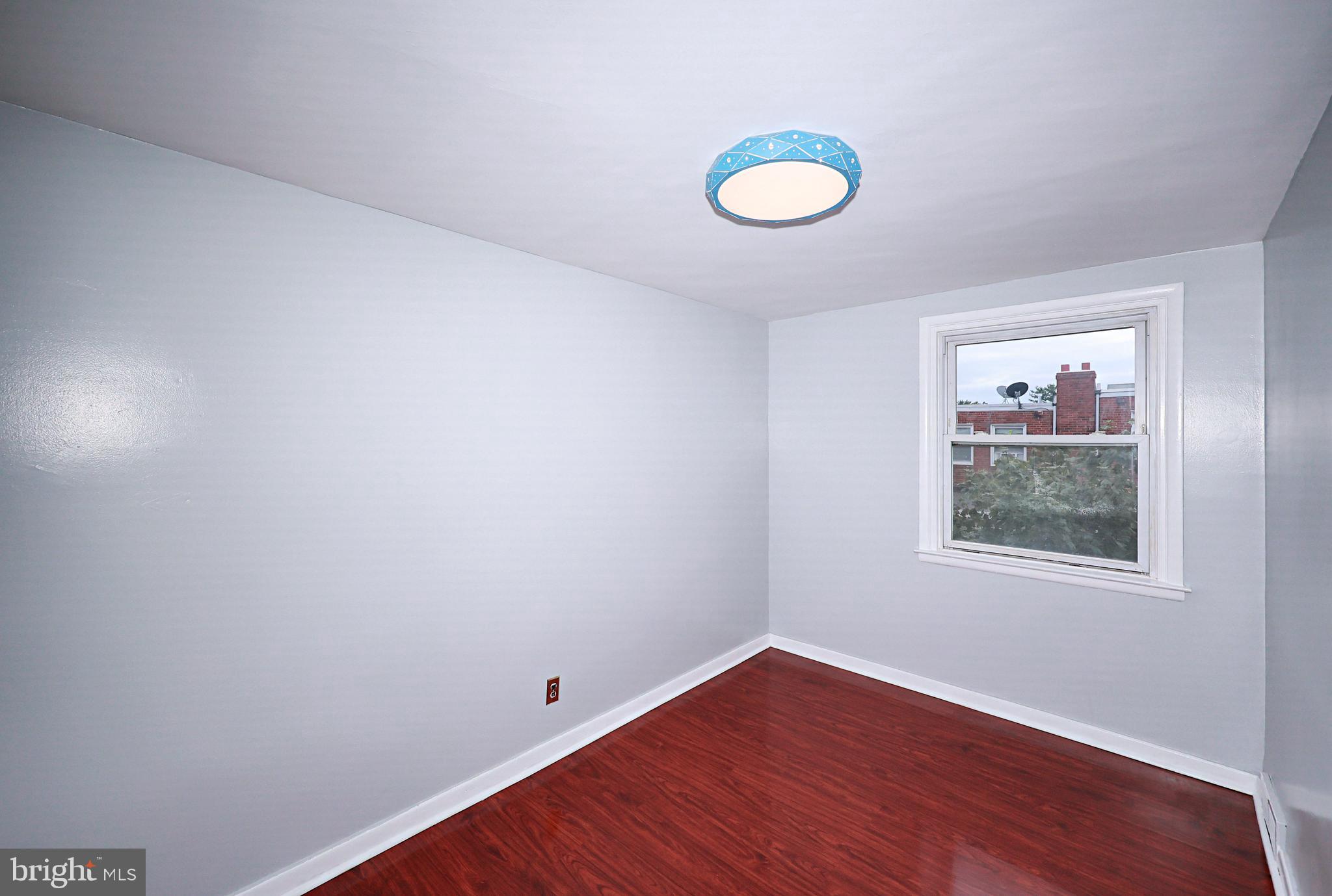 PHILADELPHIA (NORTHEAST) - Residential