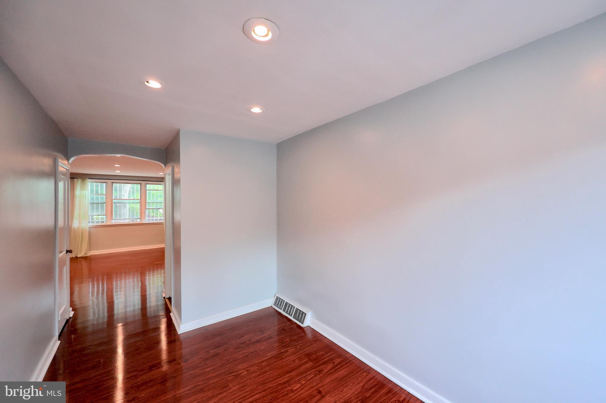 PHILADELPHIA (NORTHEAST) - Residential