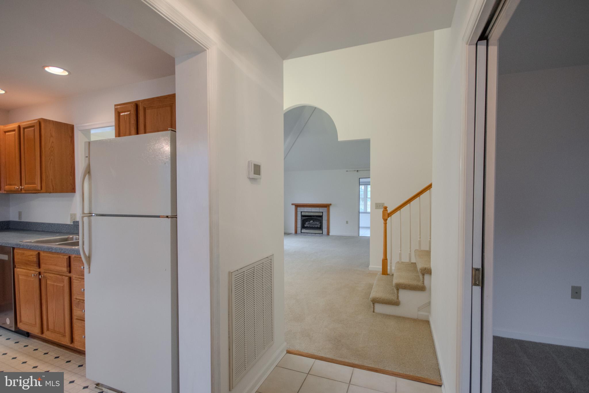 922 W SCHUMAKER MANOR DRIVE