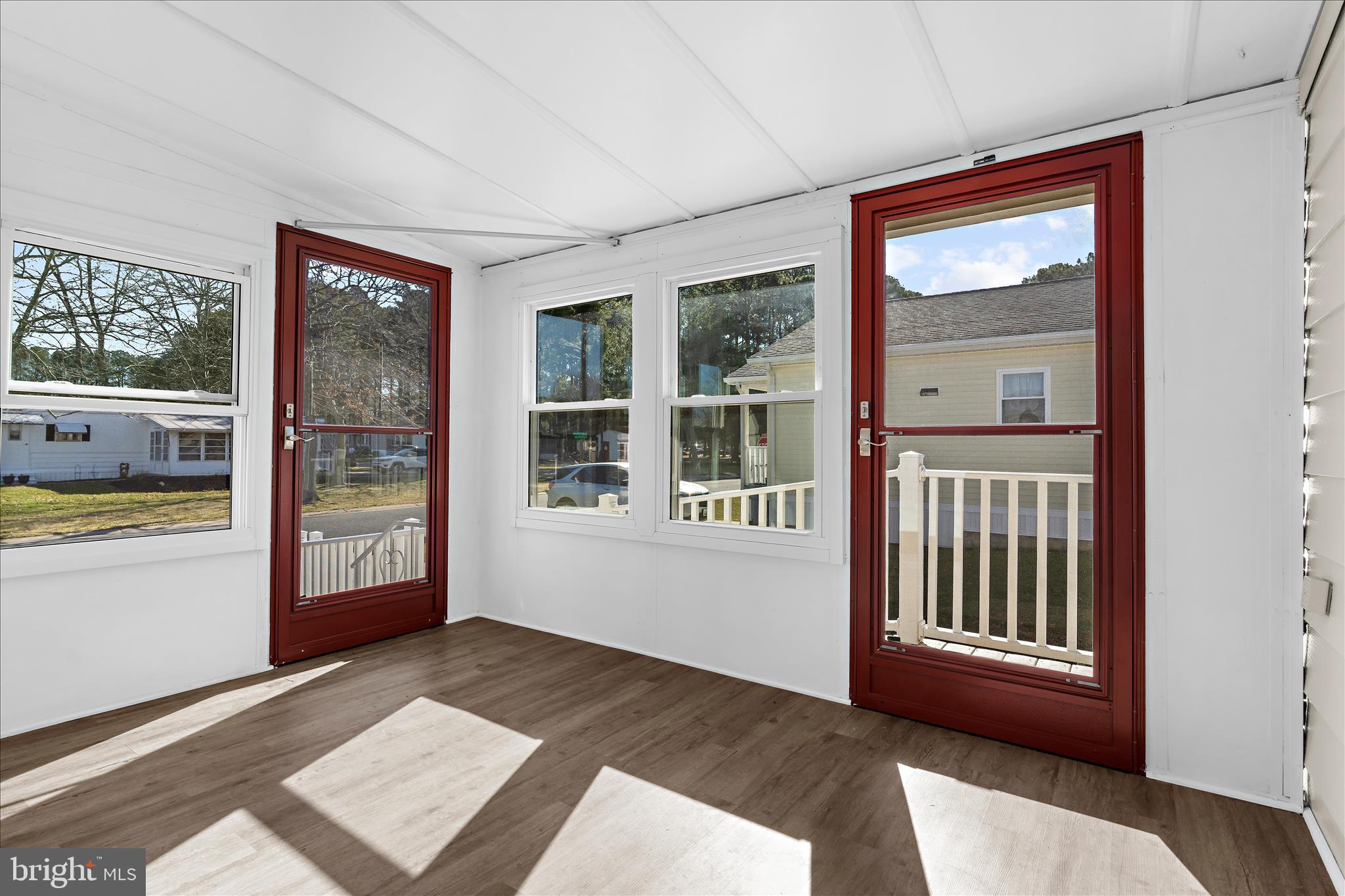 HYDE PARK - Residential