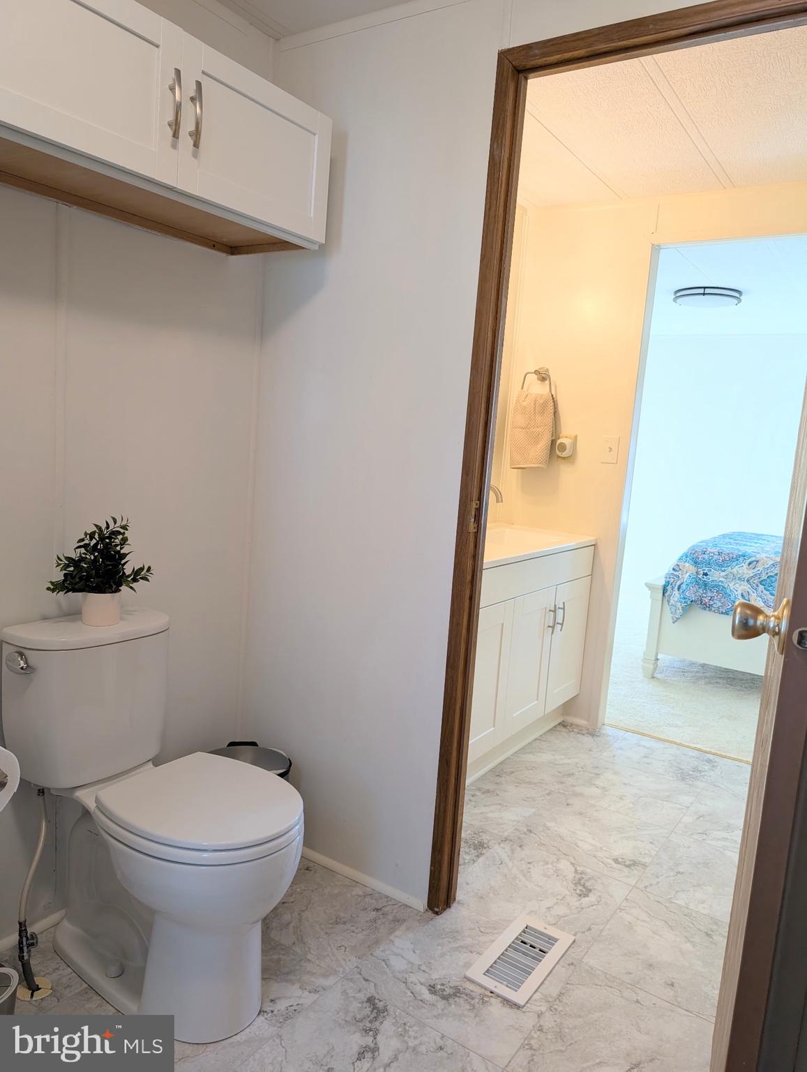 HYDE PARK - Residential