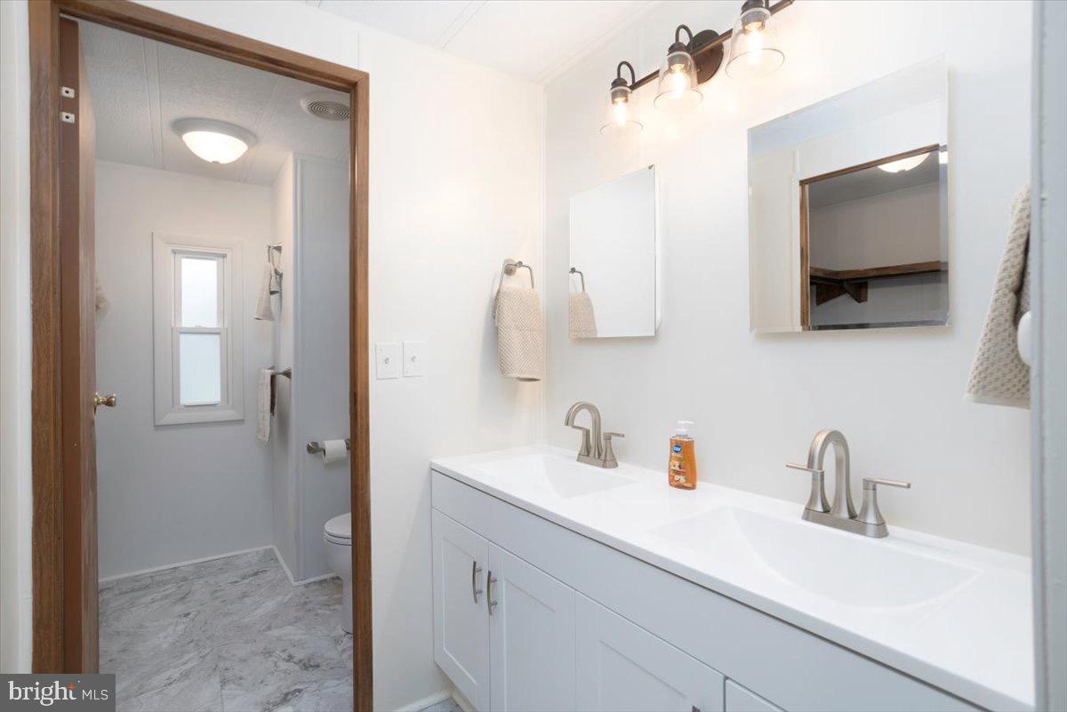 HYDE PARK - Residential