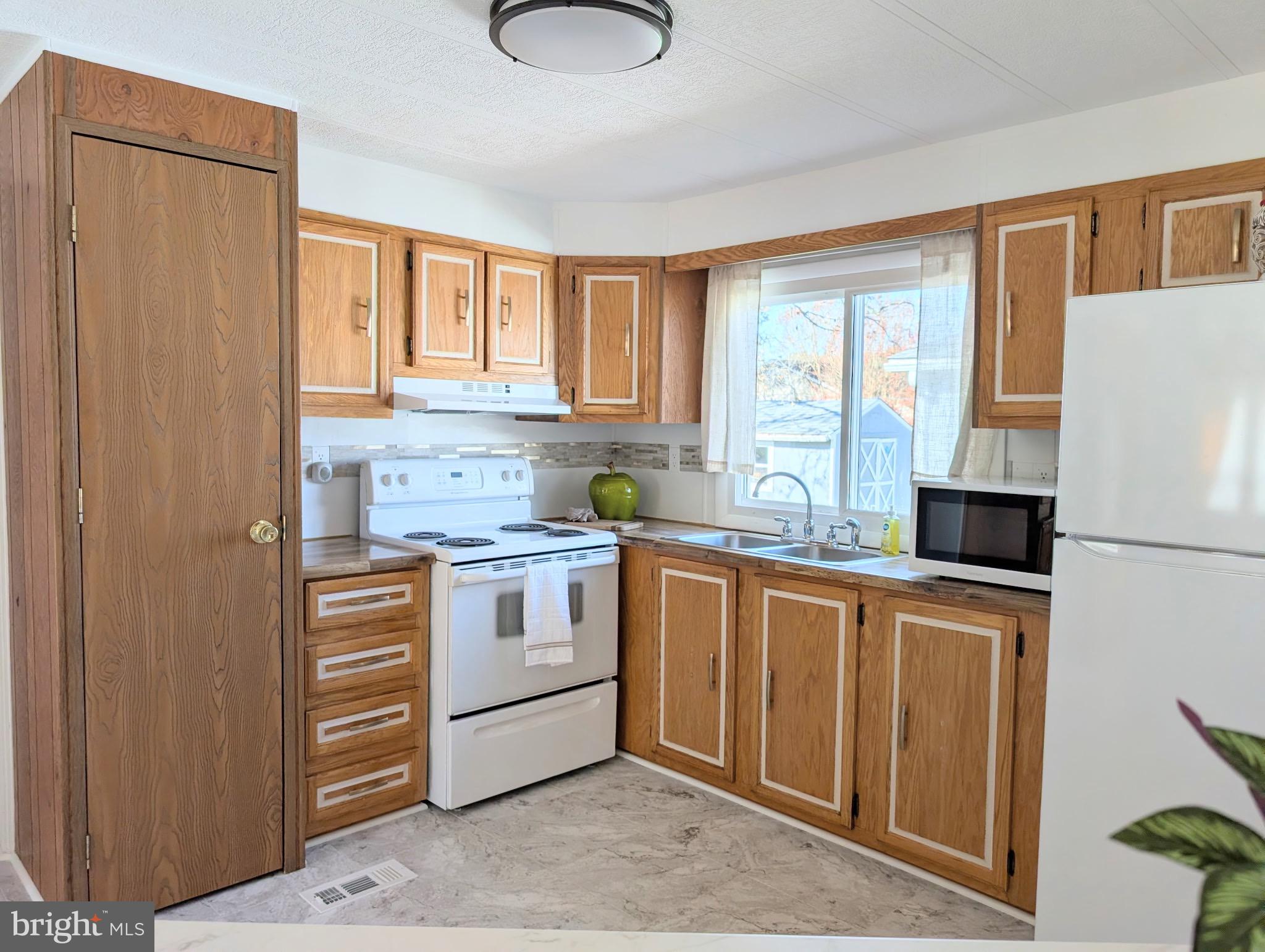 HYDE PARK - Residential