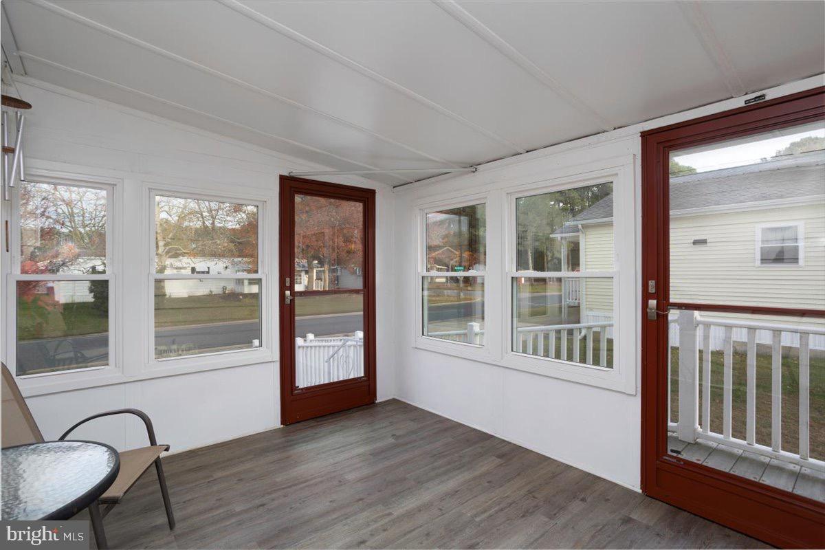 HYDE PARK - Residential