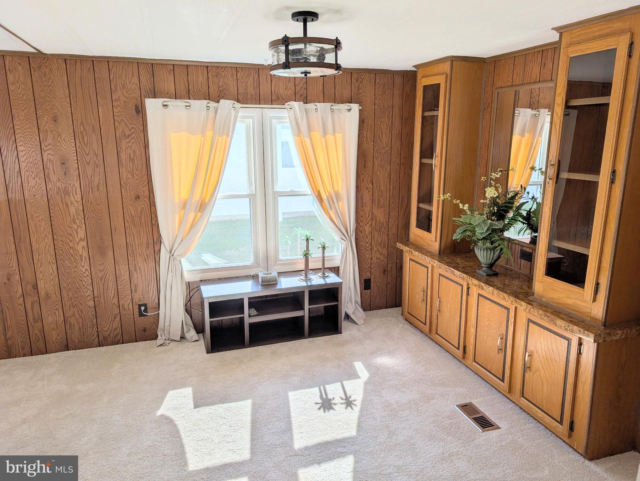 HYDE PARK - Residential