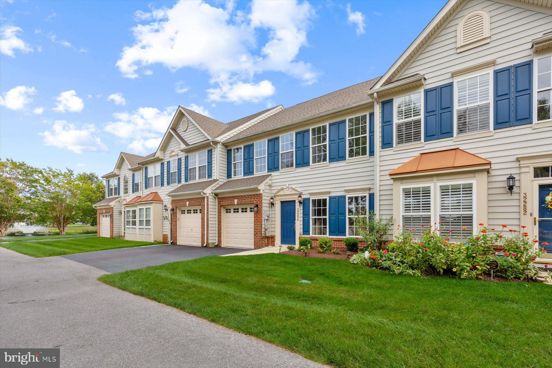 32284 PELICAN COURT