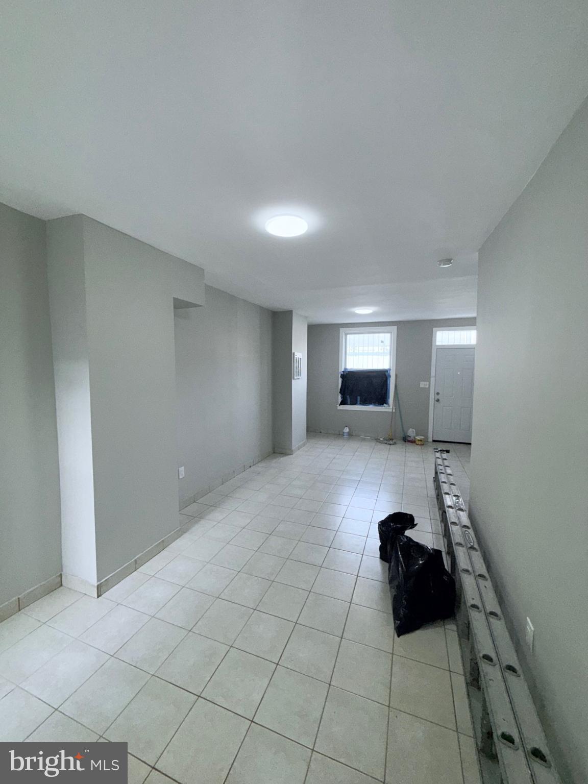 KENSINGTON - Residential