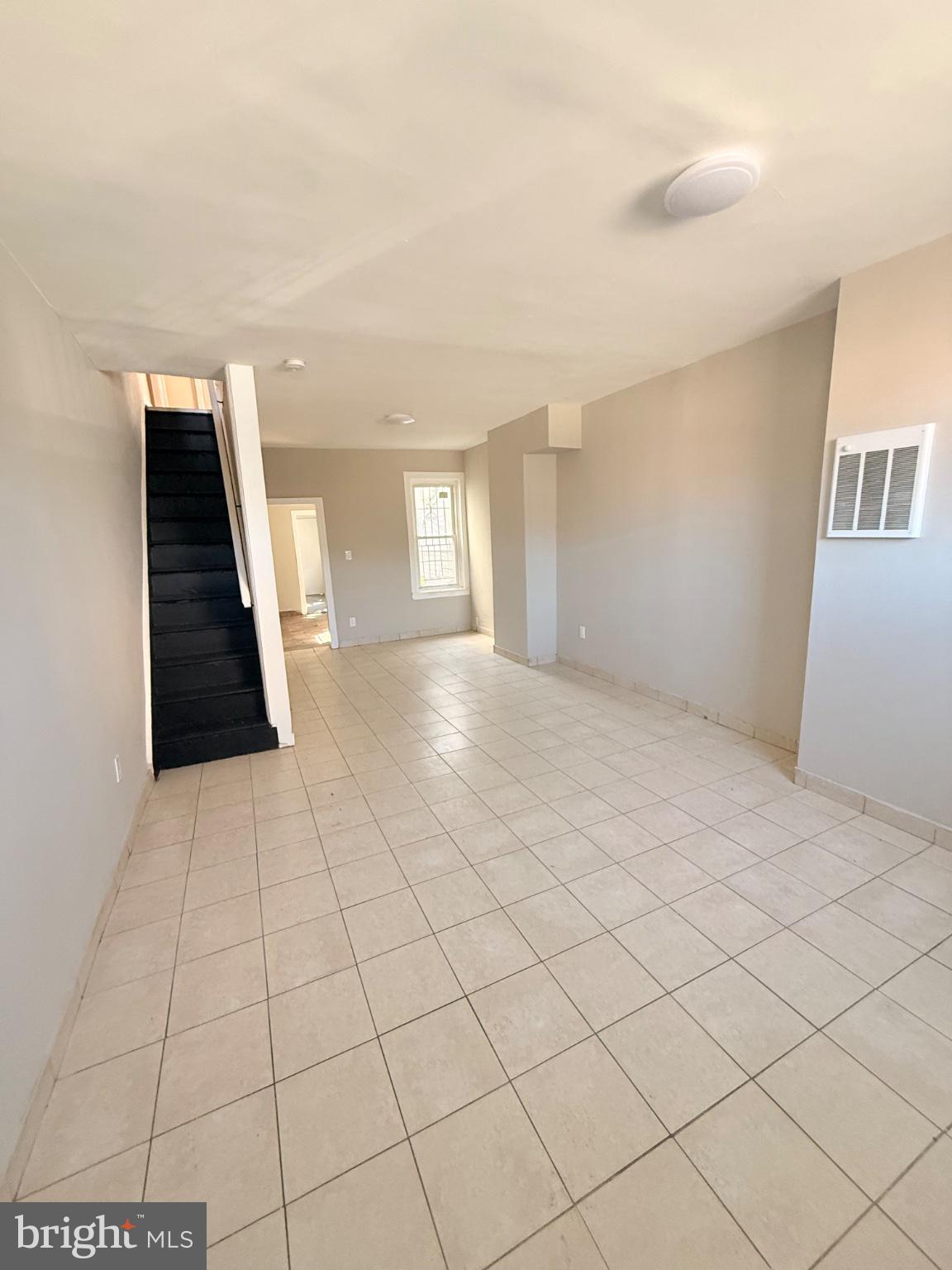 KENSINGTON - Residential