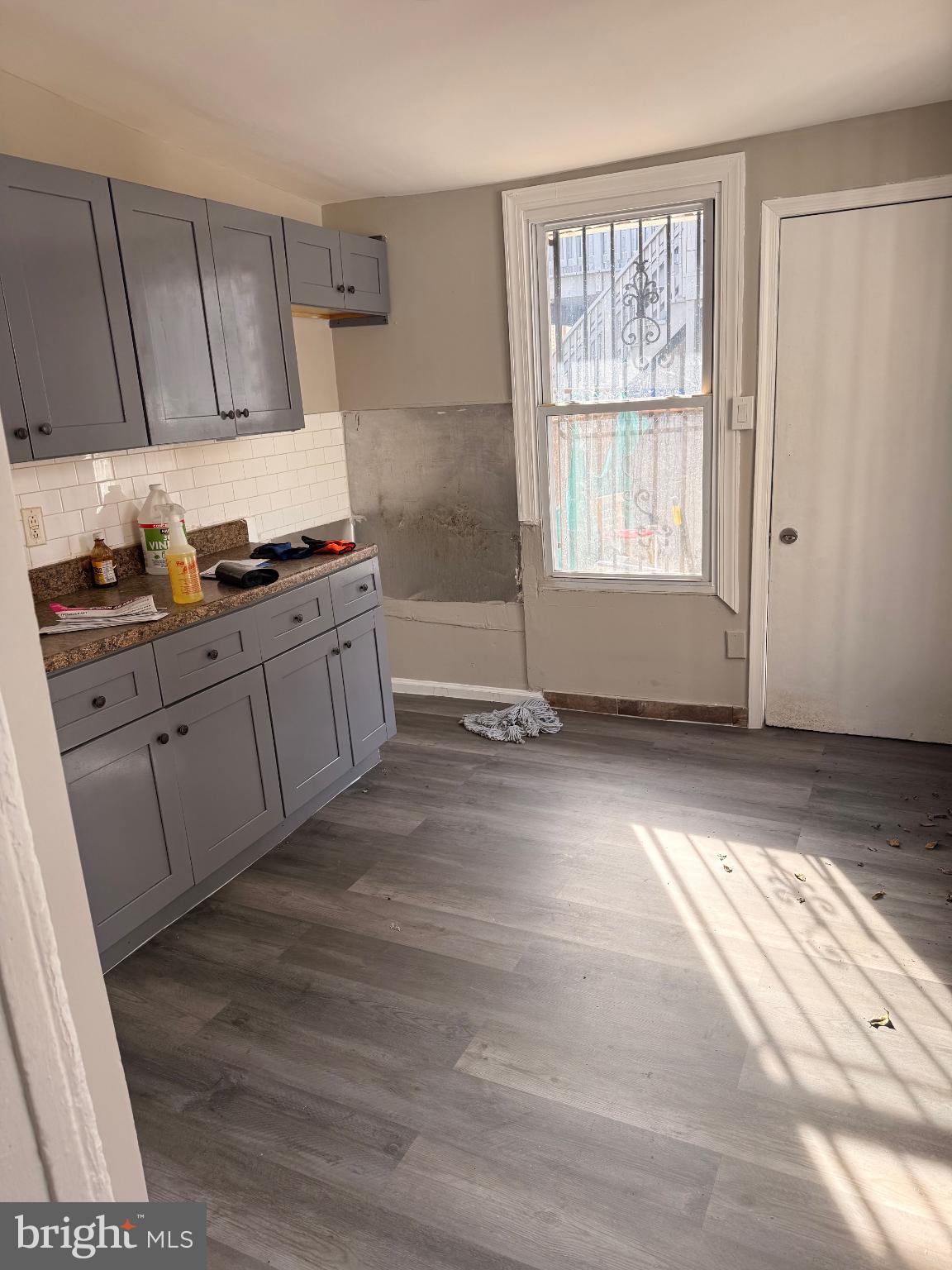 KENSINGTON - Residential