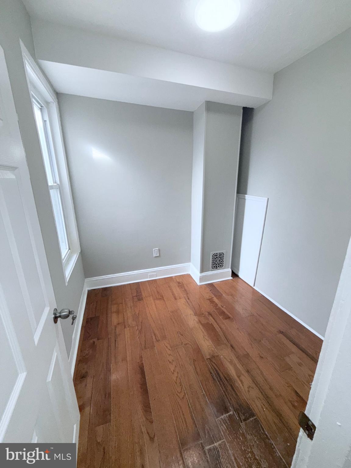 KENSINGTON - Residential