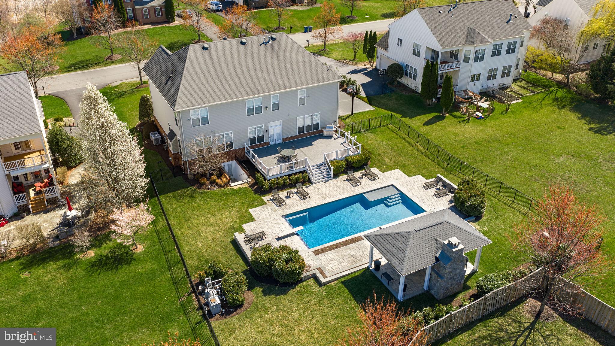 BELLE TERRA - Residential