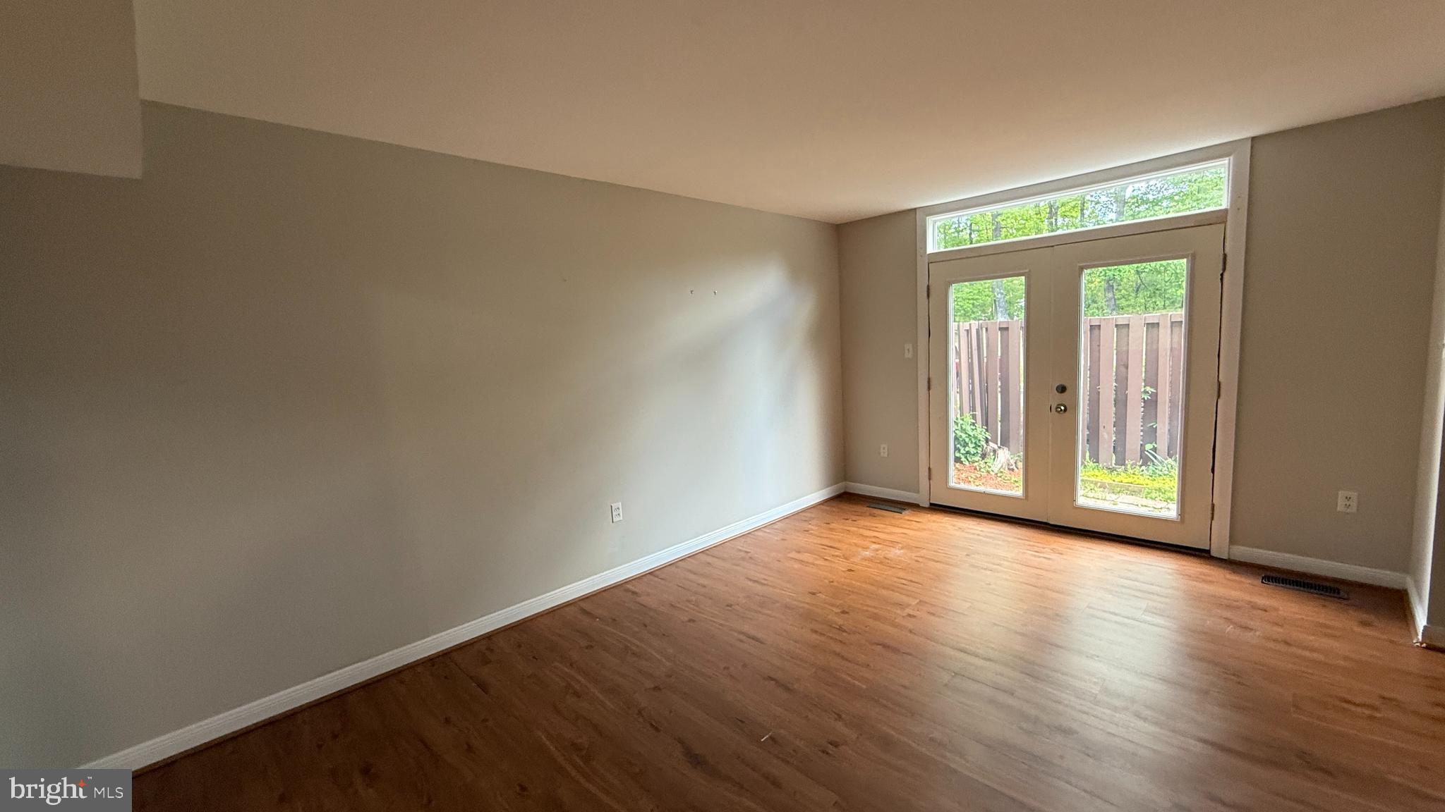 LAKE RIDGE - Residential Lease