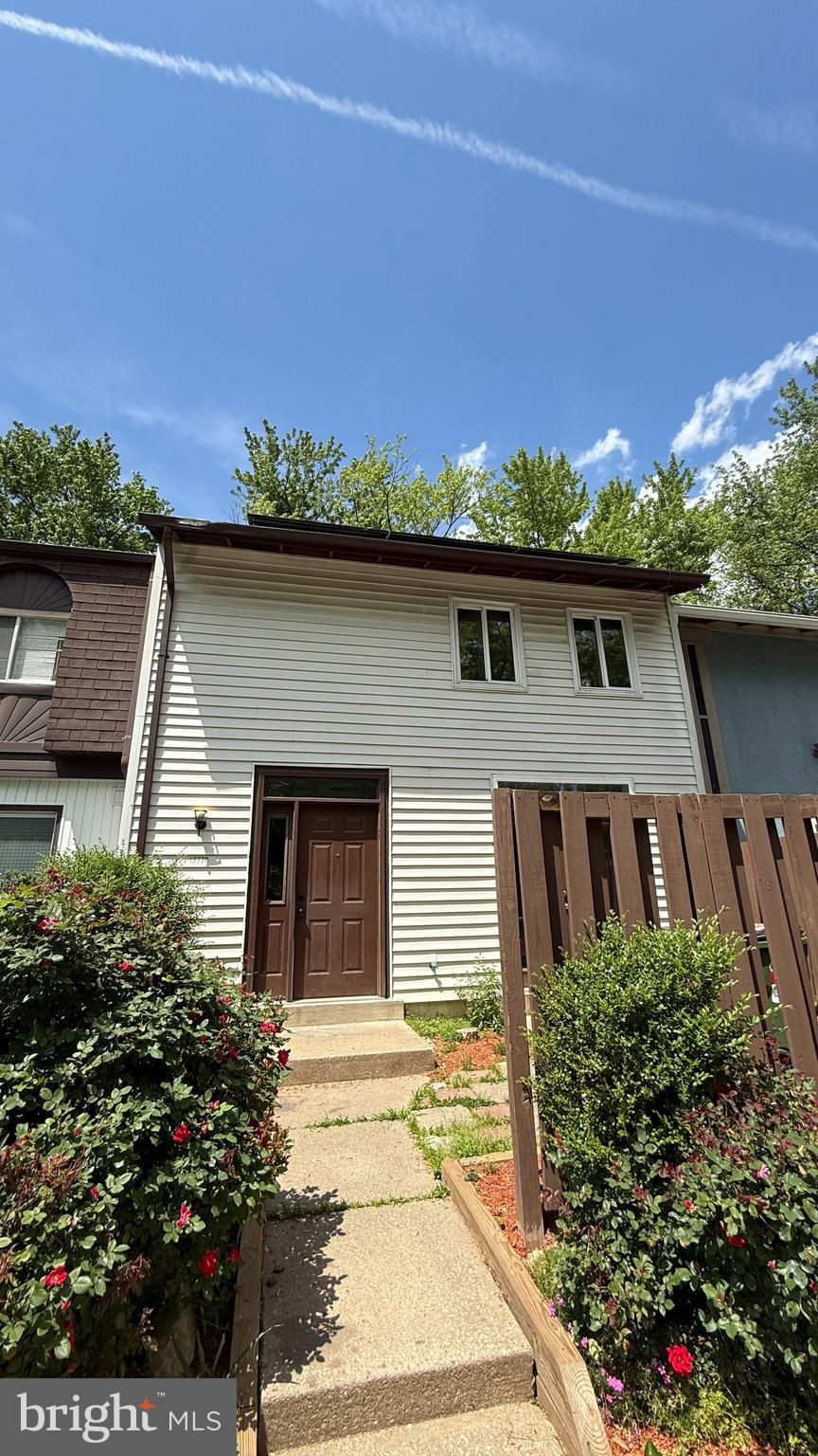 LAKE RIDGE - Residential Lease