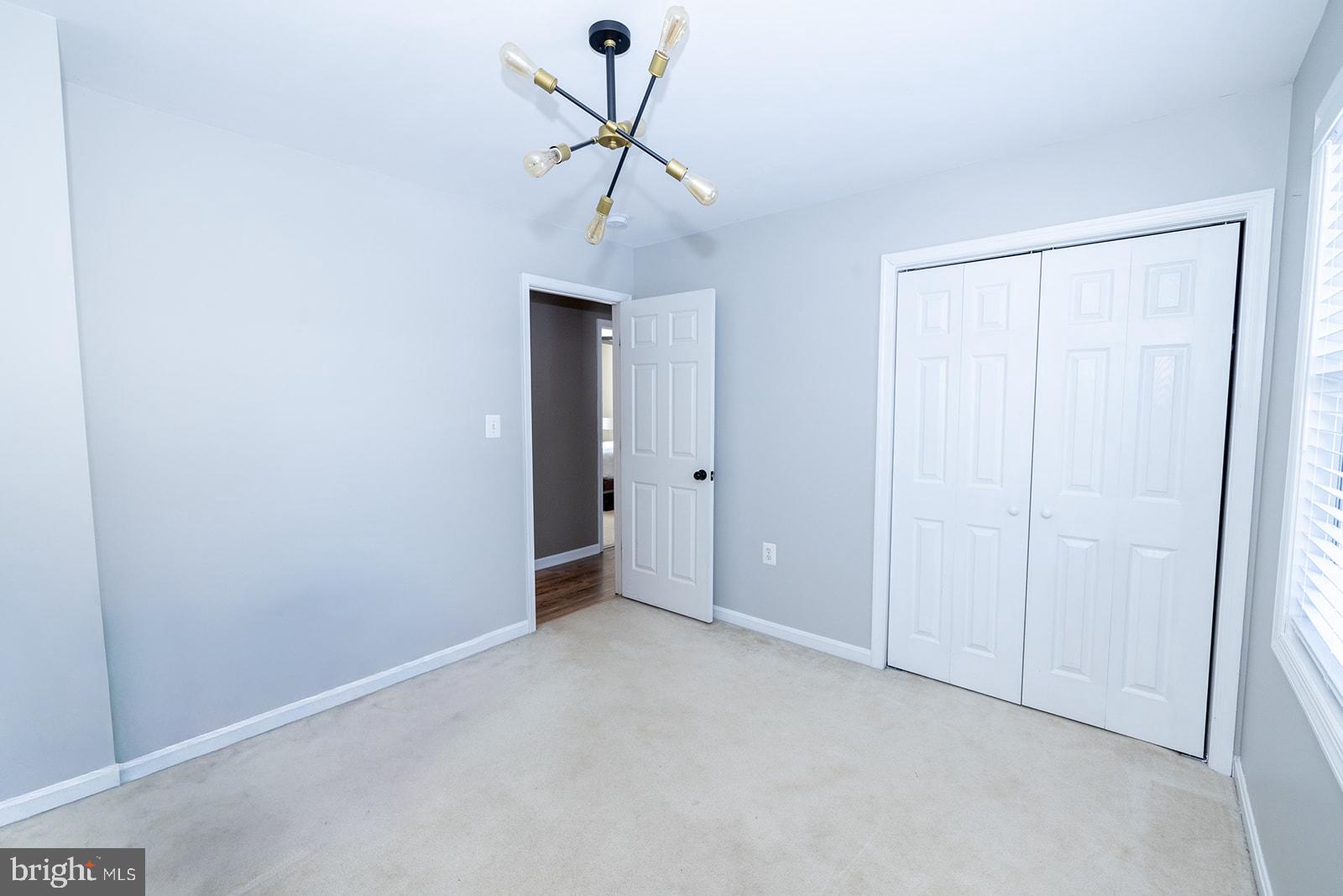 SHANNONDALE - Residential