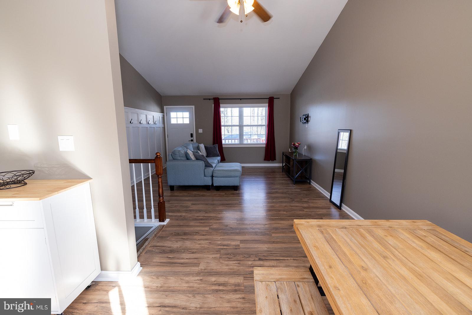 SHANNONDALE - Residential