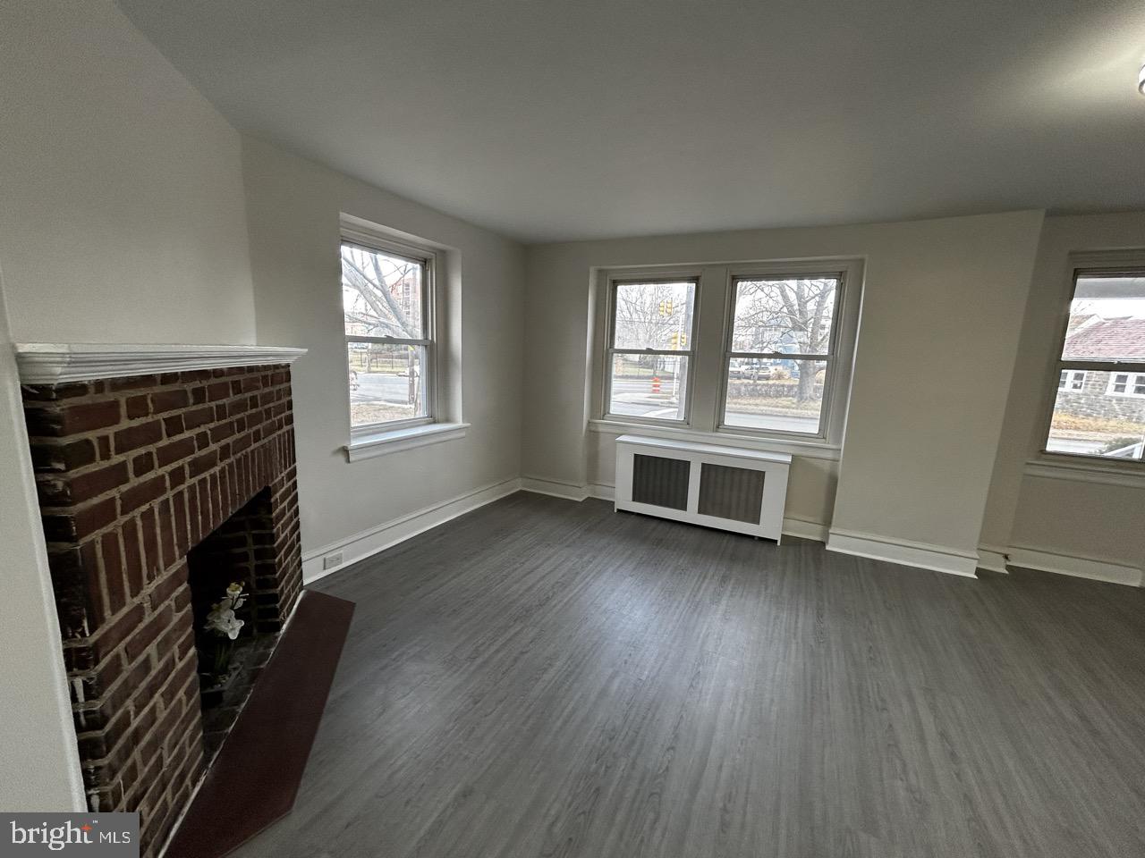 PHILADELPHIA (NORTHEAST) - Residential