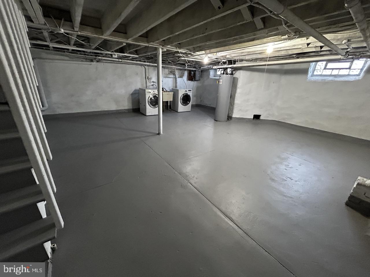 PHILADELPHIA (NORTHEAST) - Residential