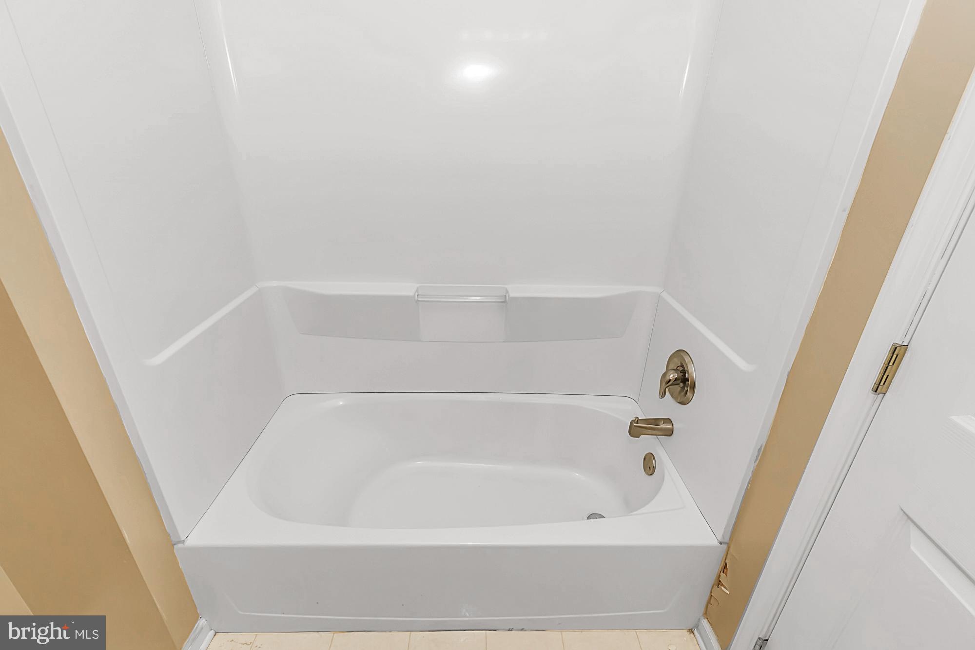 PROVIDENCE HILL - Residential Lease