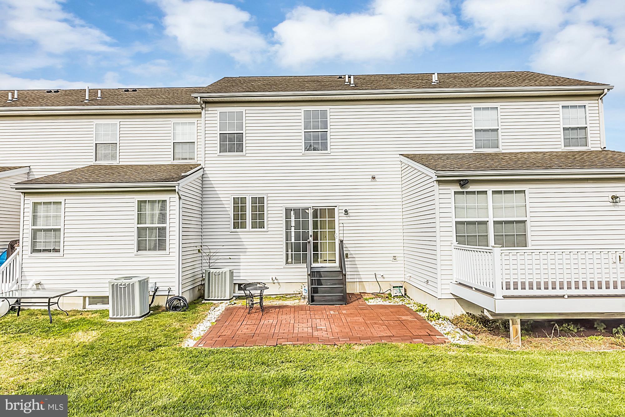 PROVIDENCE HILL - Residential Lease