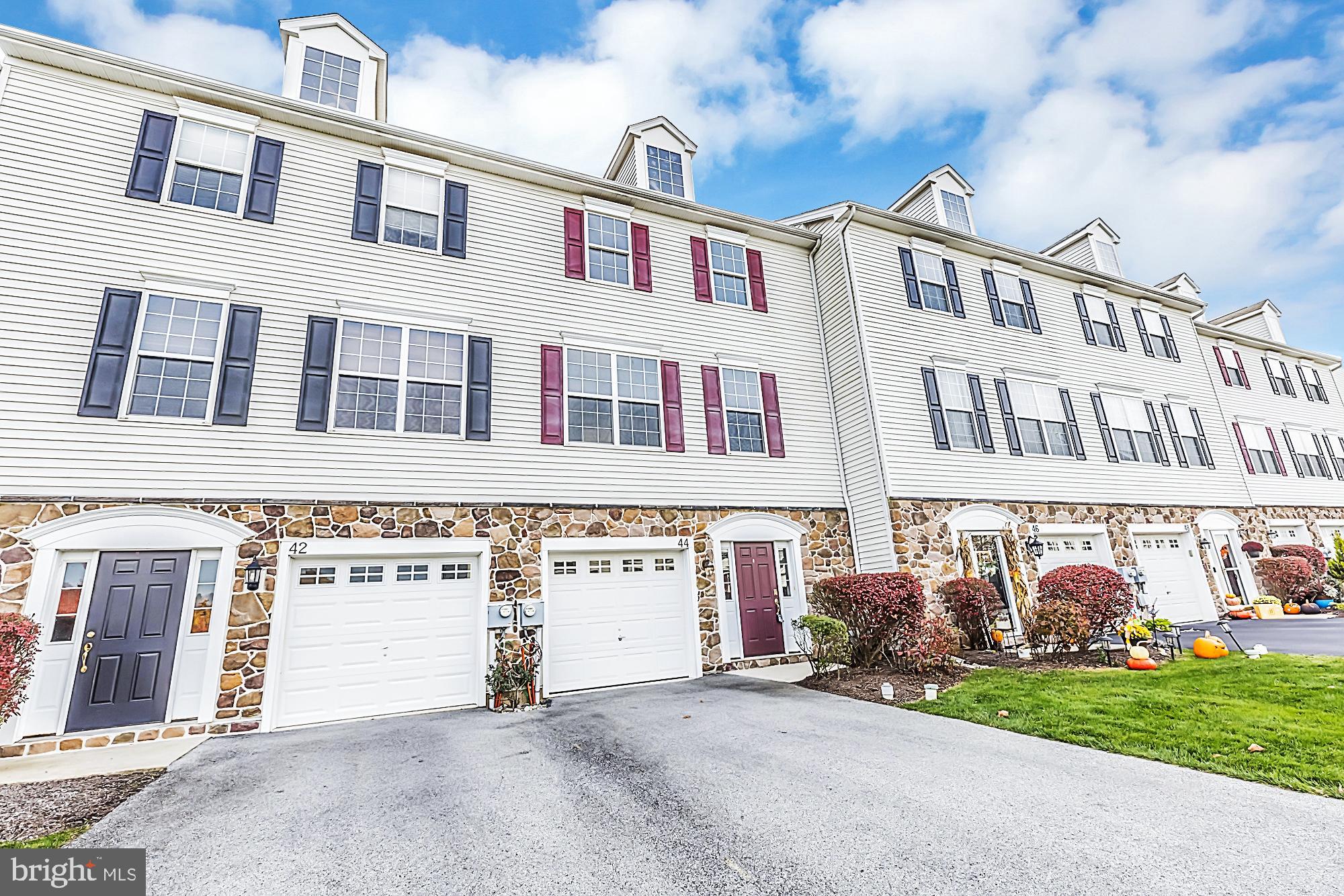 PROVIDENCE HILL - Residential Lease