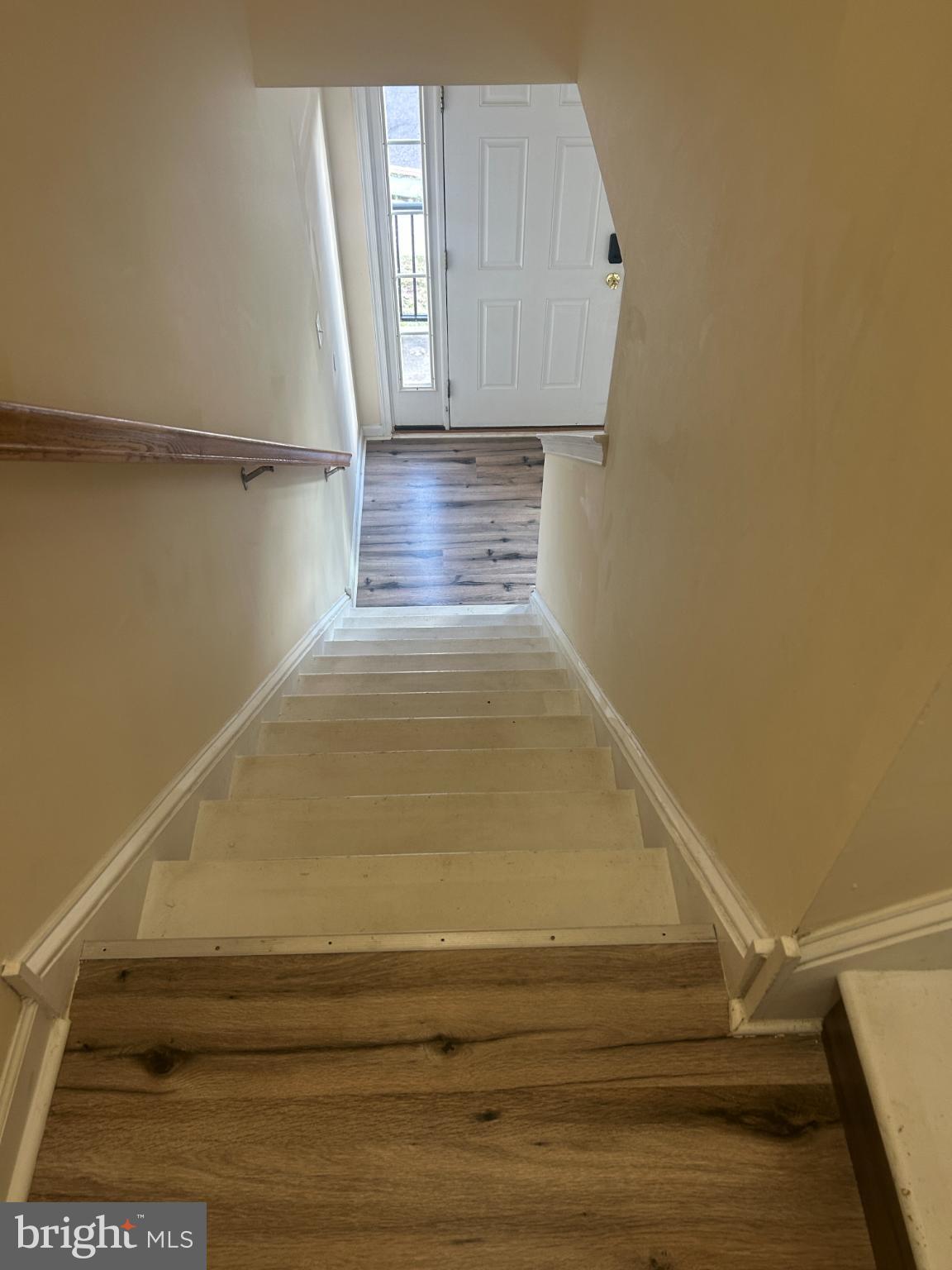 HANOVER SQUARE - Residential Lease