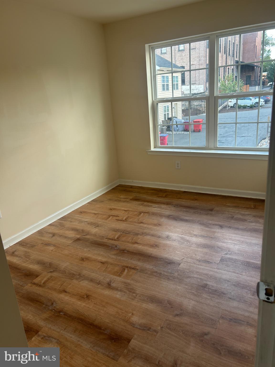 HANOVER SQUARE - Residential Lease