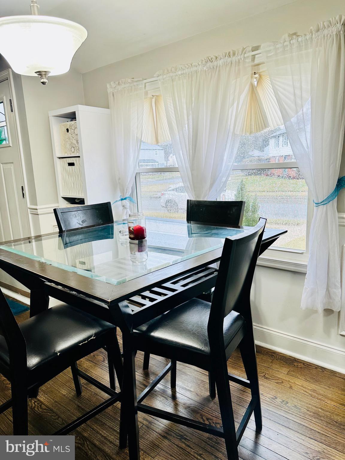 CAMPFIELD GARDENS - Residential