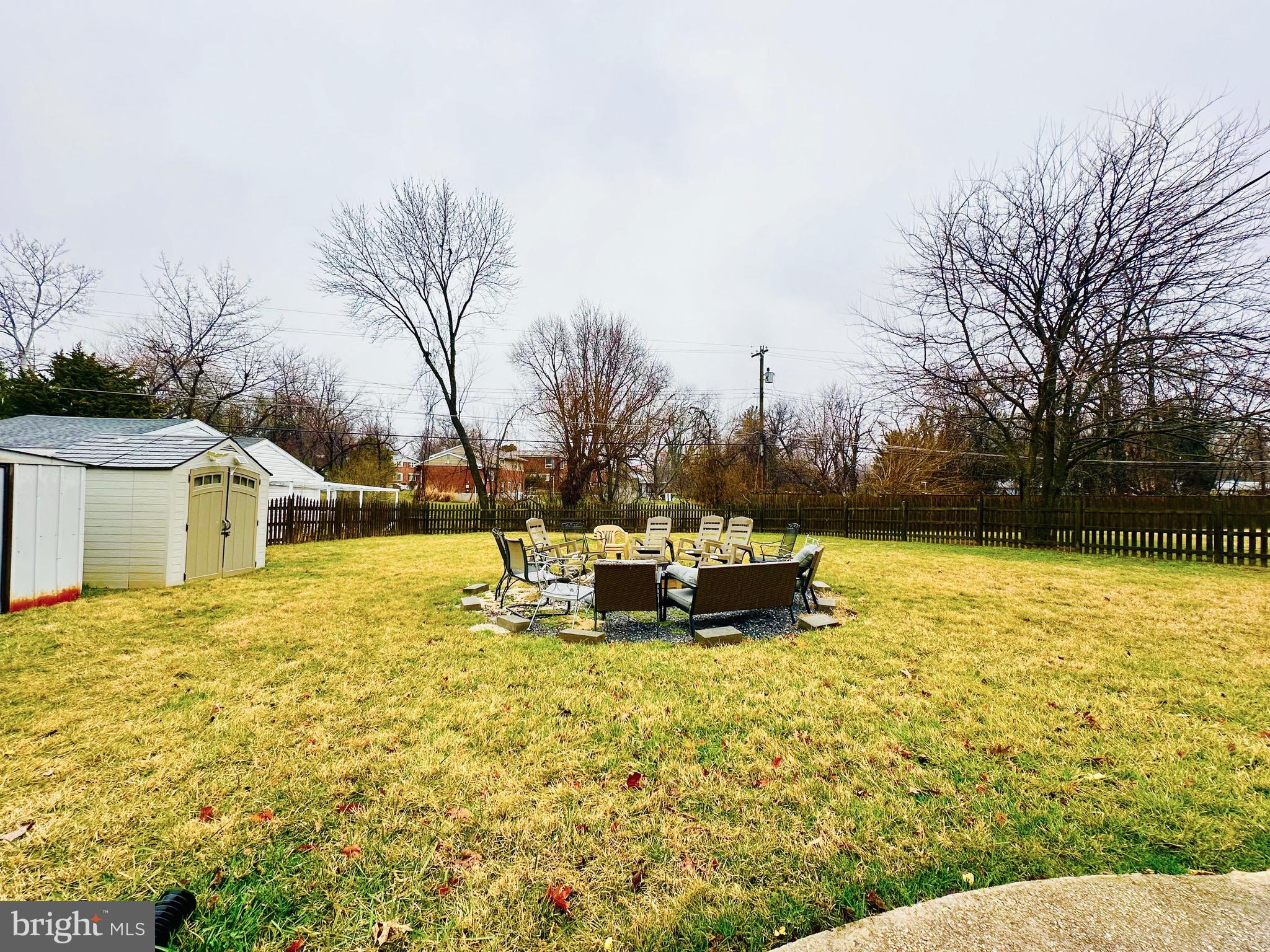 CAMPFIELD GARDENS - Residential