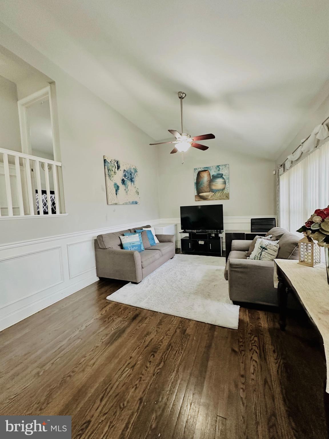 CAMPFIELD GARDENS - Residential