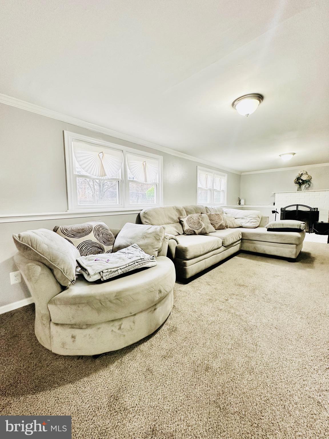 CAMPFIELD GARDENS - Residential