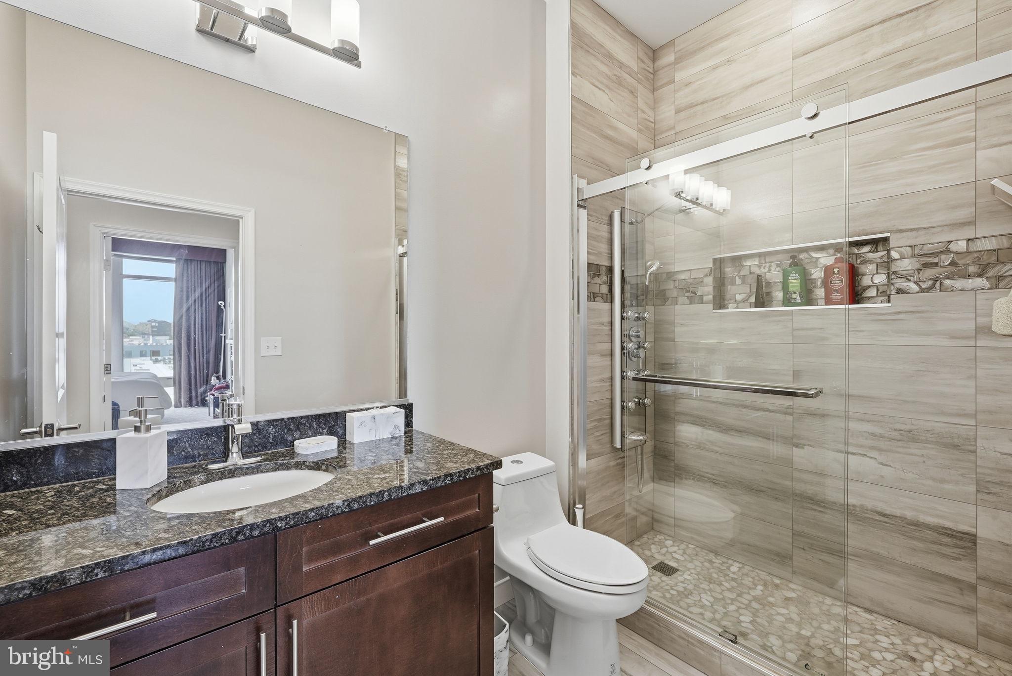 ONE NATIONAL HARBOR CONDOMINIUM - Residential