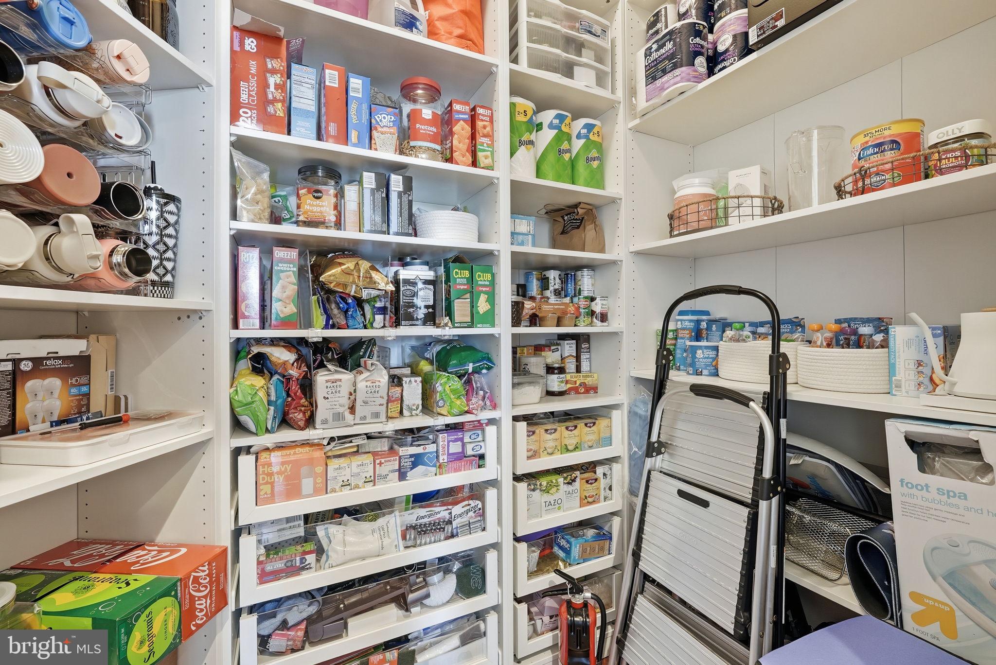 ONE NATIONAL HARBOR CONDOMINIUM - Residential