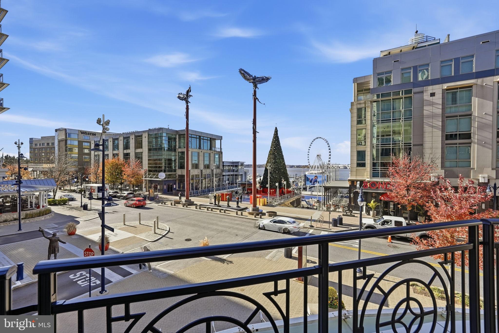 ONE NATIONAL HARBOR CONDOMINIUM - Residential